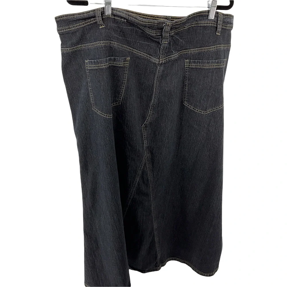 Scarlet Essential‎ Woman’s Modest Dark Denim Skirt Size 28 With Pockets